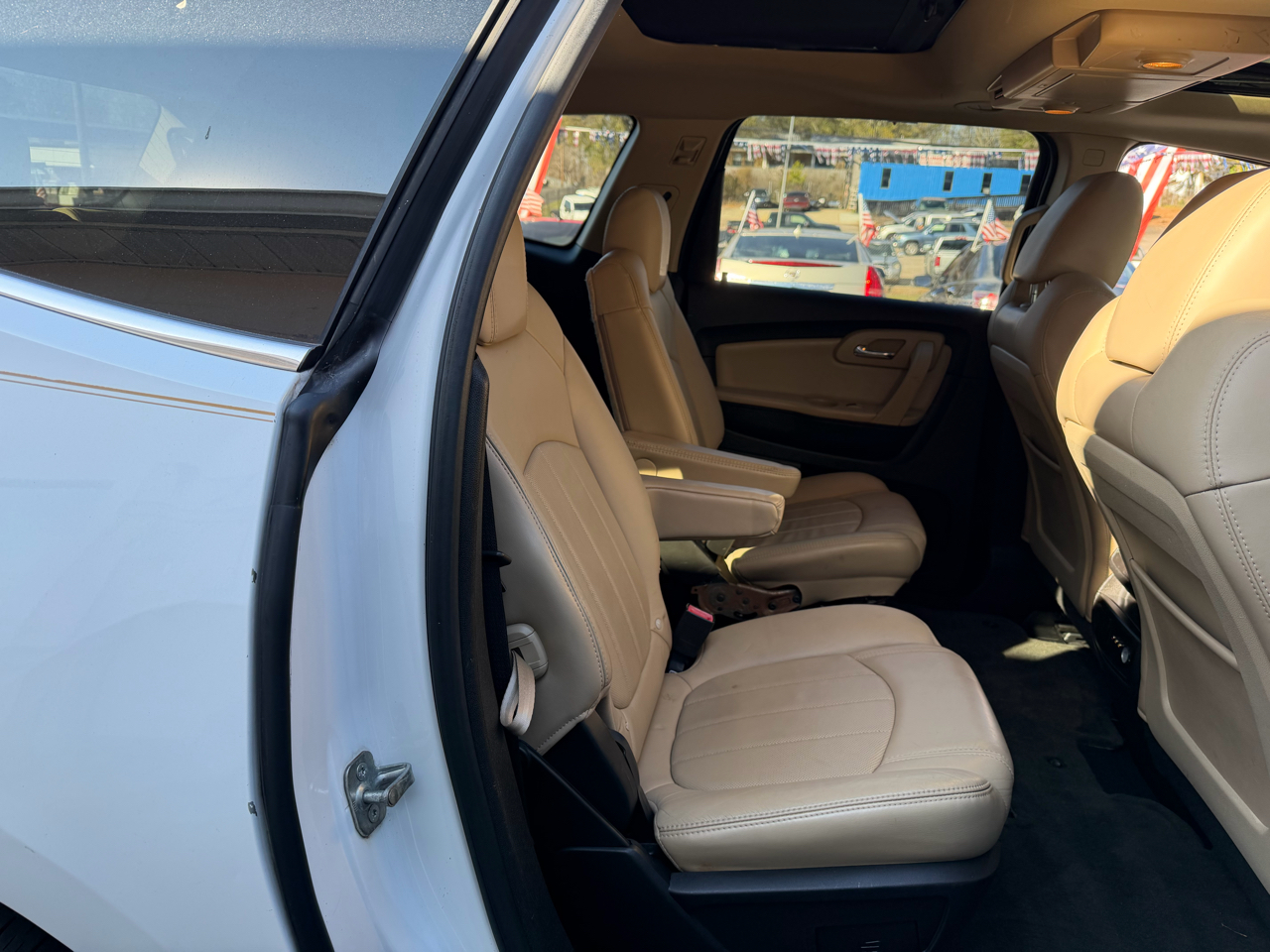 Chevrolet Traverse LTZ FWD 2010