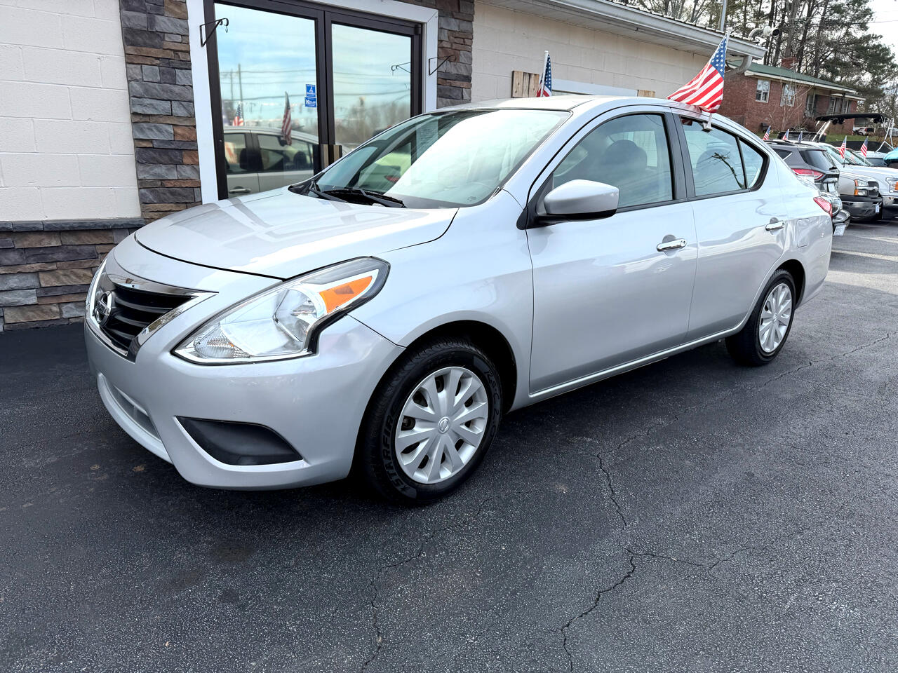 Nissan Versa 1.6 SV Sedan 2017