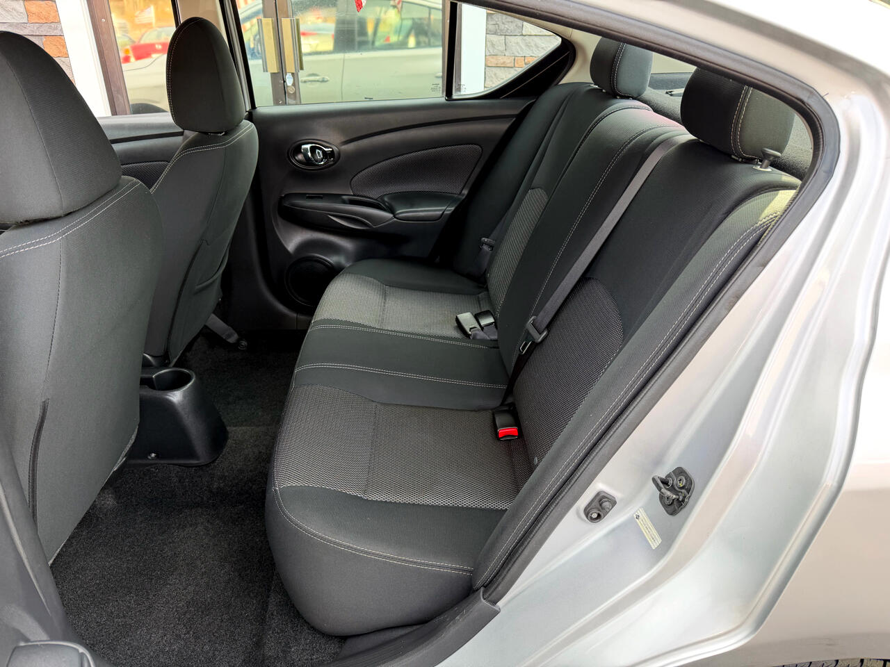 Nissan Versa 1.6 SV Sedan 2017