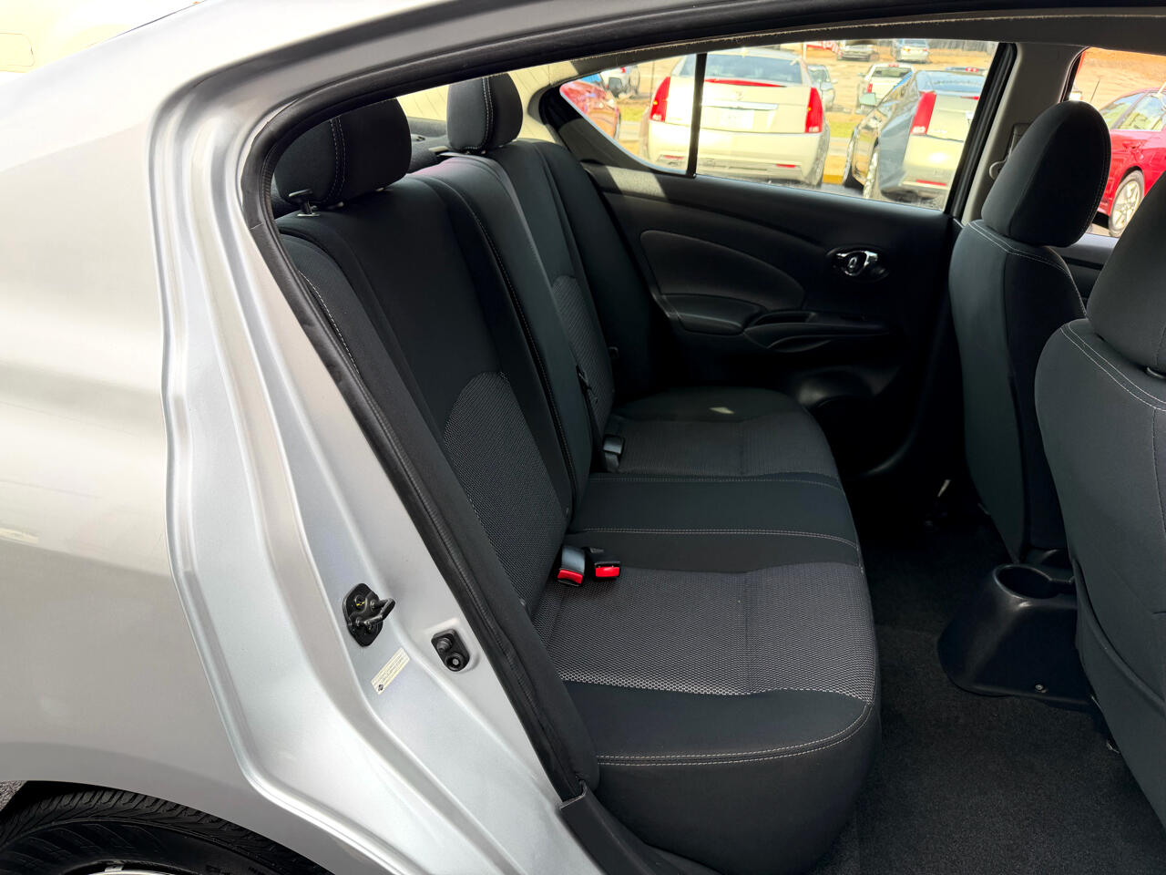 Nissan Versa 1.6 SV Sedan 2017