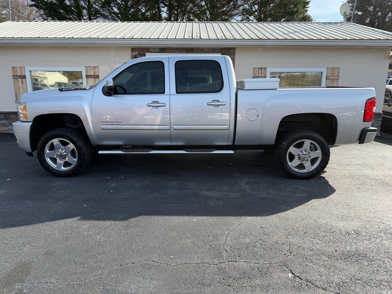 Chevrolet Silverado 2500HD LTZ Crew Cab 4WD 2013