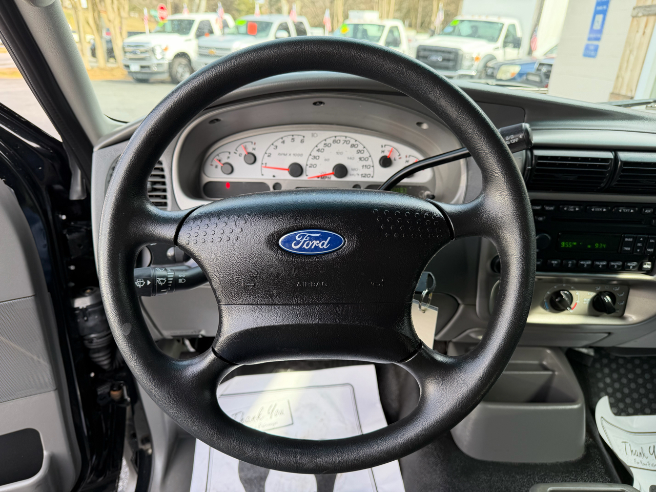 Ford Explorer Sport Trac XLT 2WD 2005