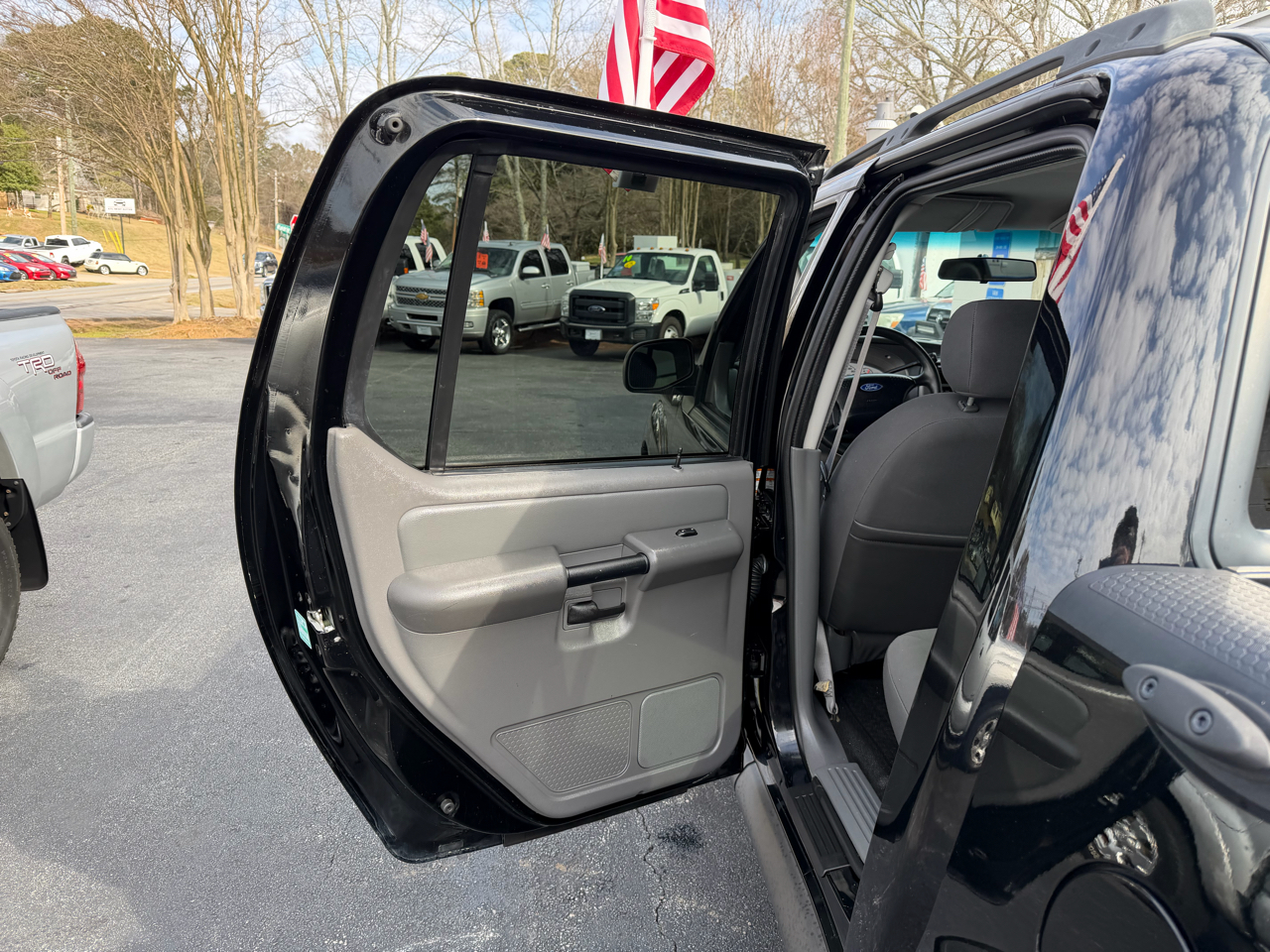 Ford Explorer Sport Trac XLT 2WD 2005