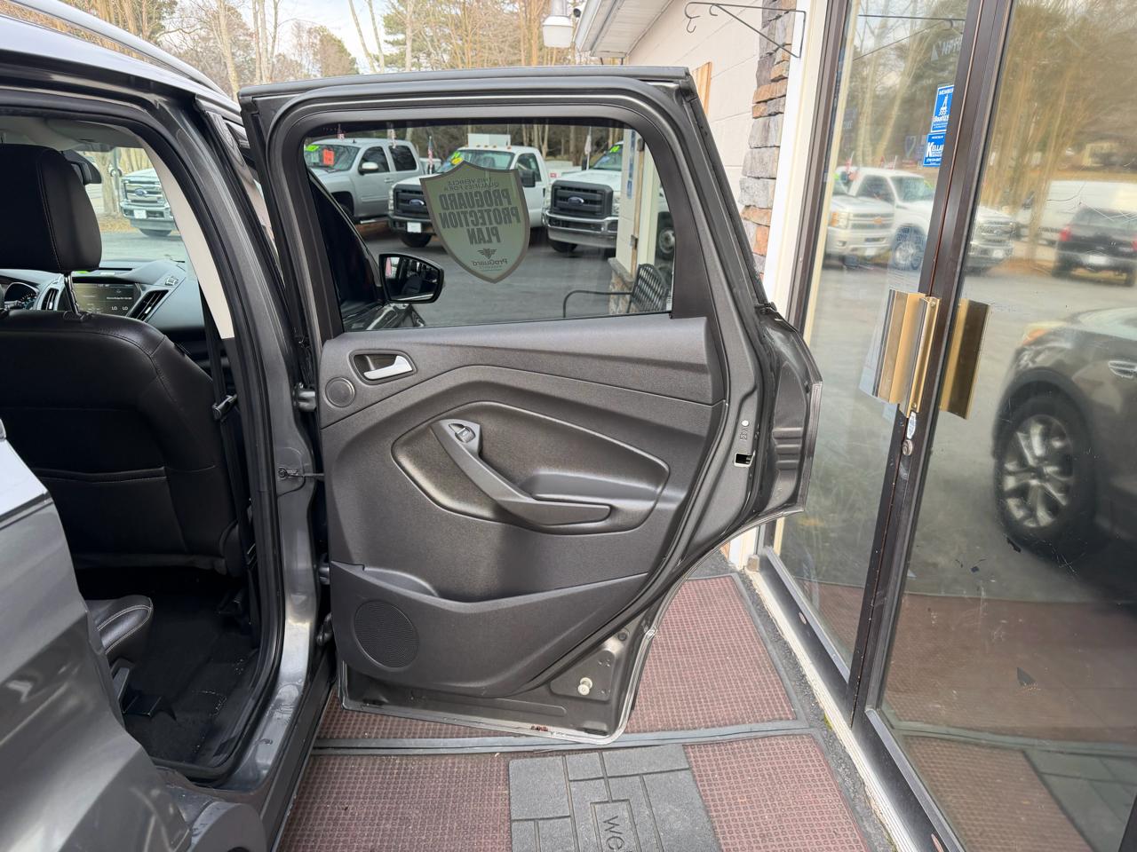 Ford Escape Titanium FWD 2014