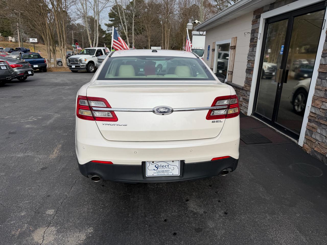 Ford Taurus SEL FWD 2017