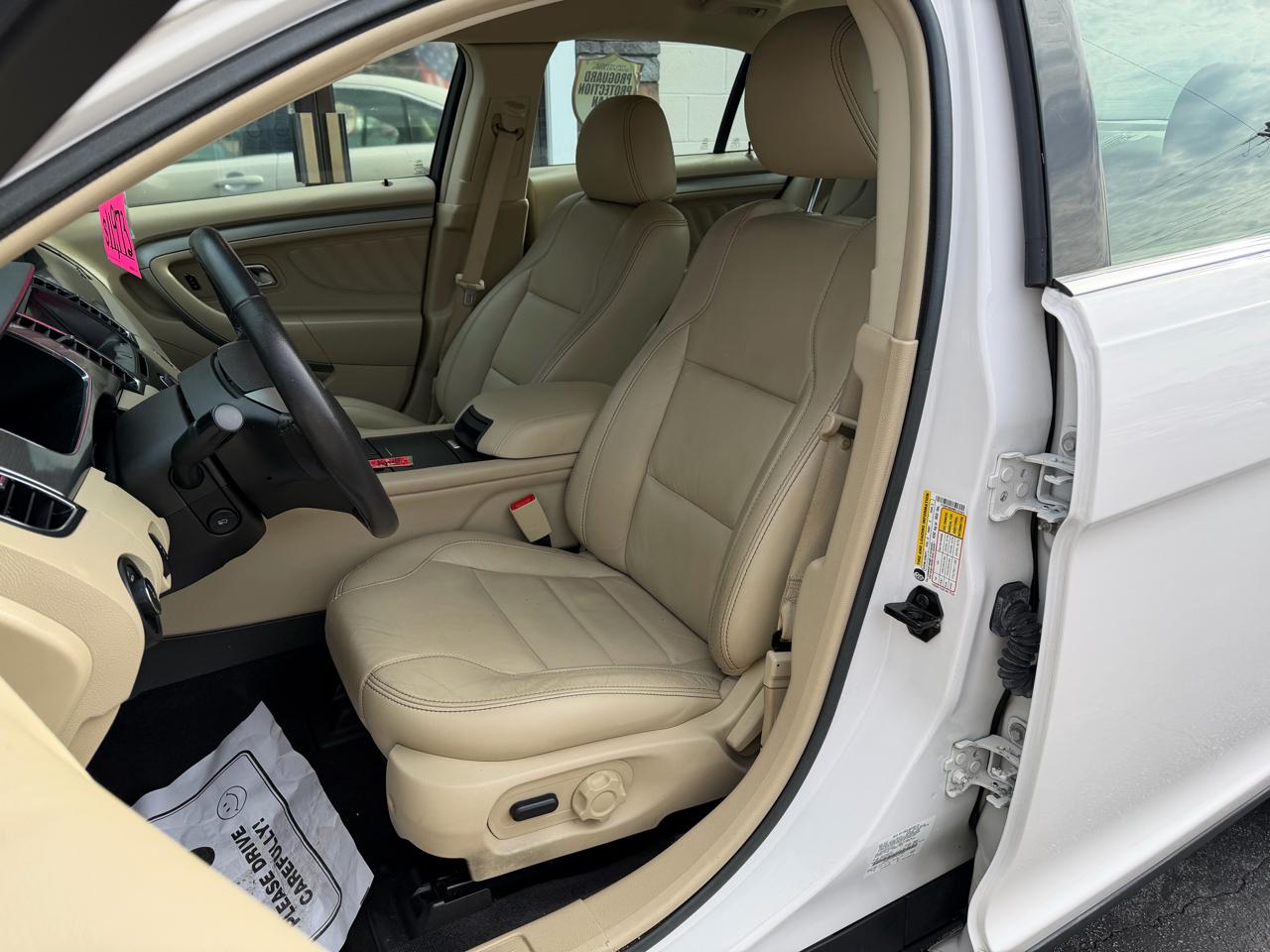 Ford Taurus SEL FWD 2017