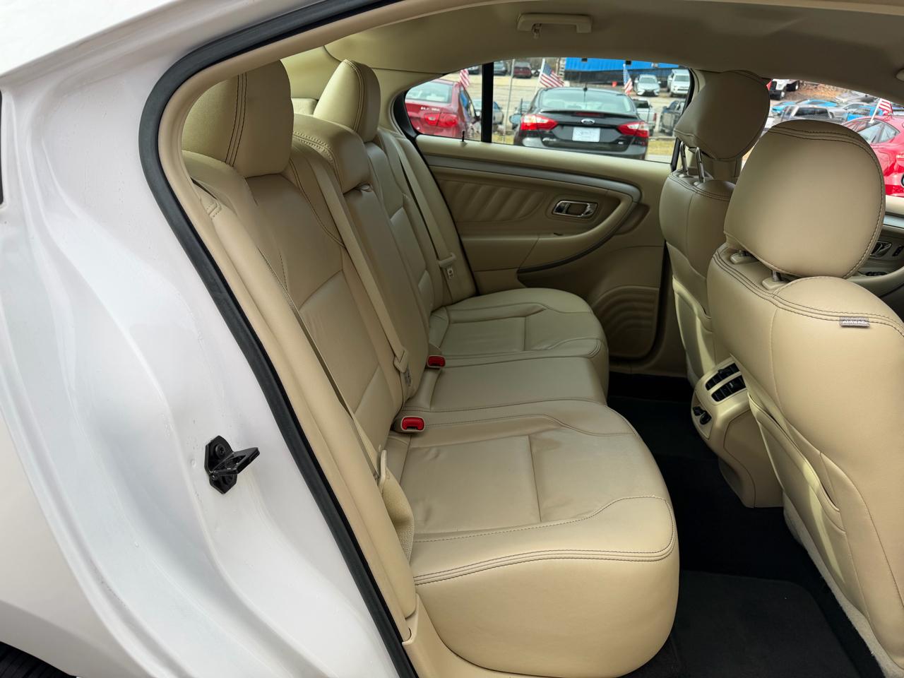 Ford Taurus SEL FWD 2017