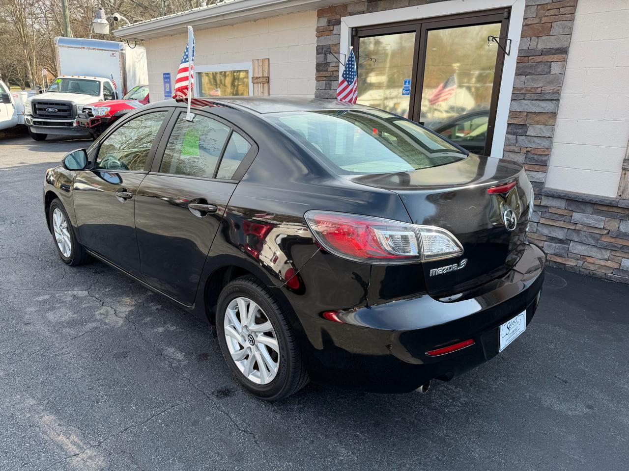 Mazda MAZDA3 i Touring AT 4-Door 2013