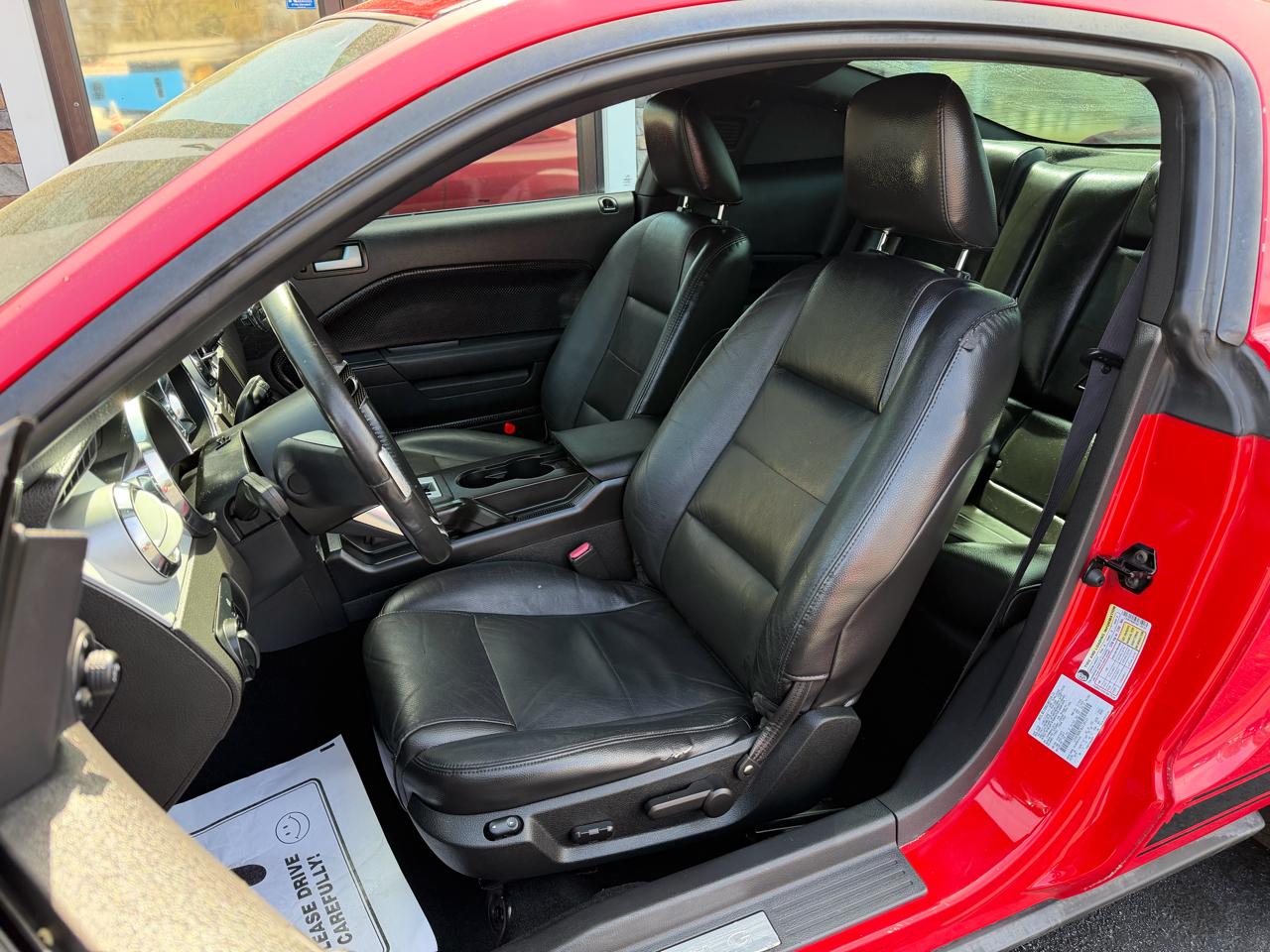 Ford Mustang V6 Standard Coupe 2006