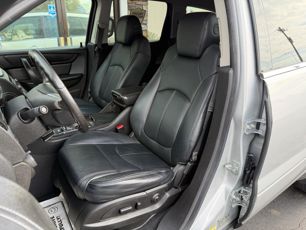 Chevrolet Traverse 1LT FWD 2016