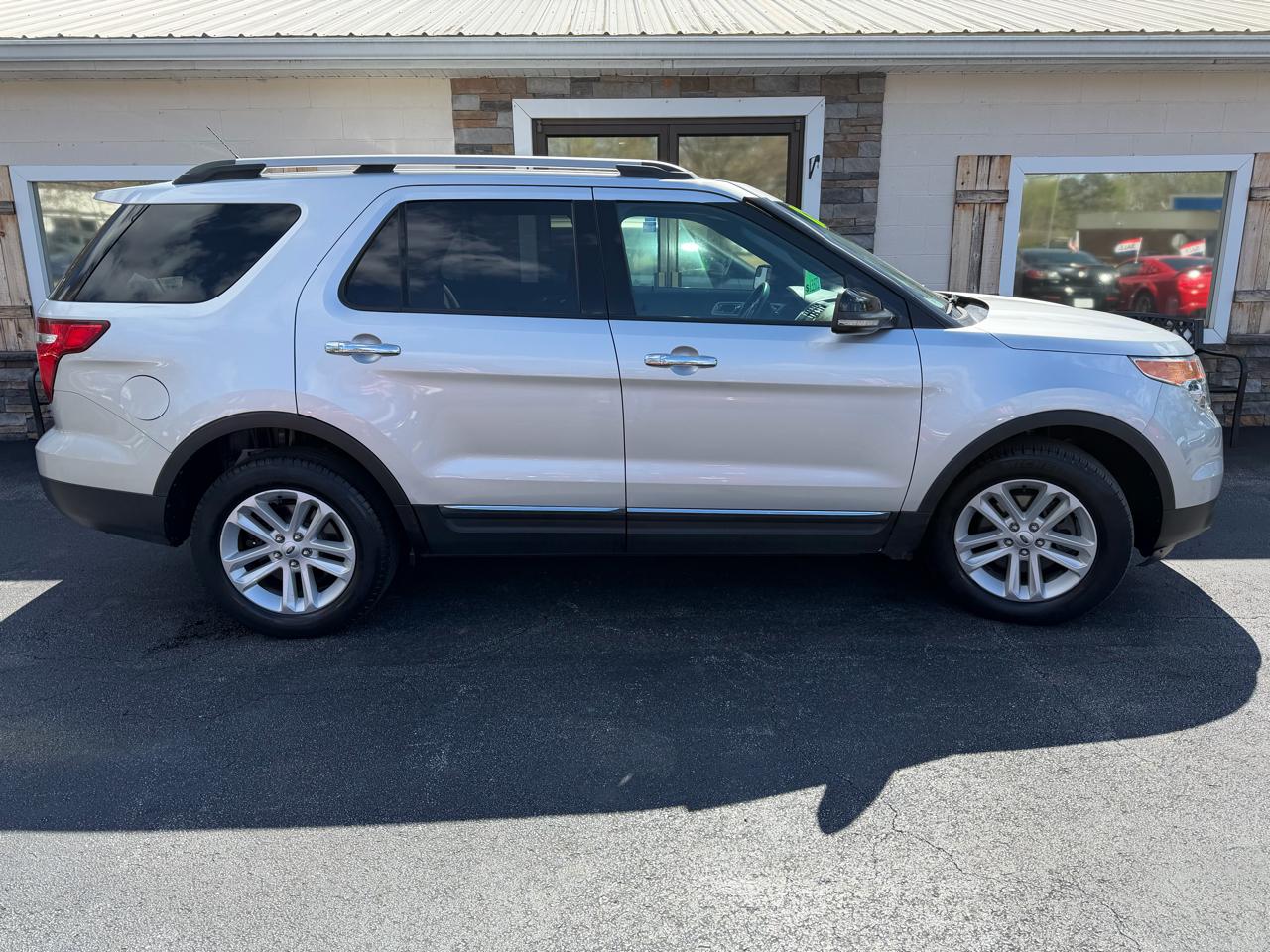 Ford Explorer XLT 4WD 2012