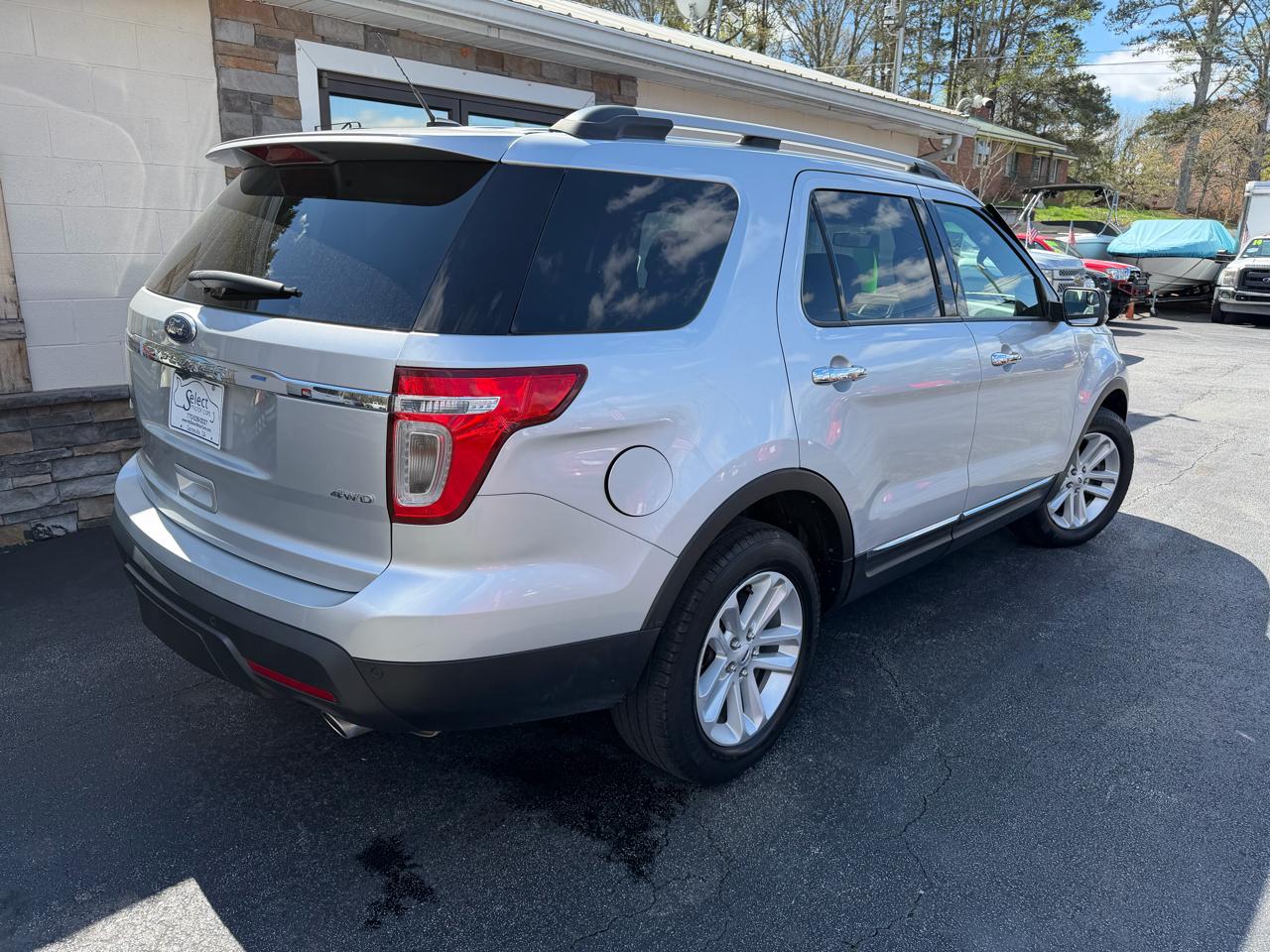 Ford Explorer XLT 4WD 2012