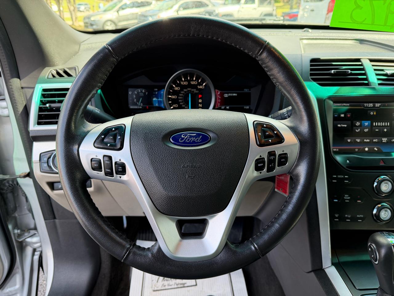 Ford Explorer XLT 4WD 2012