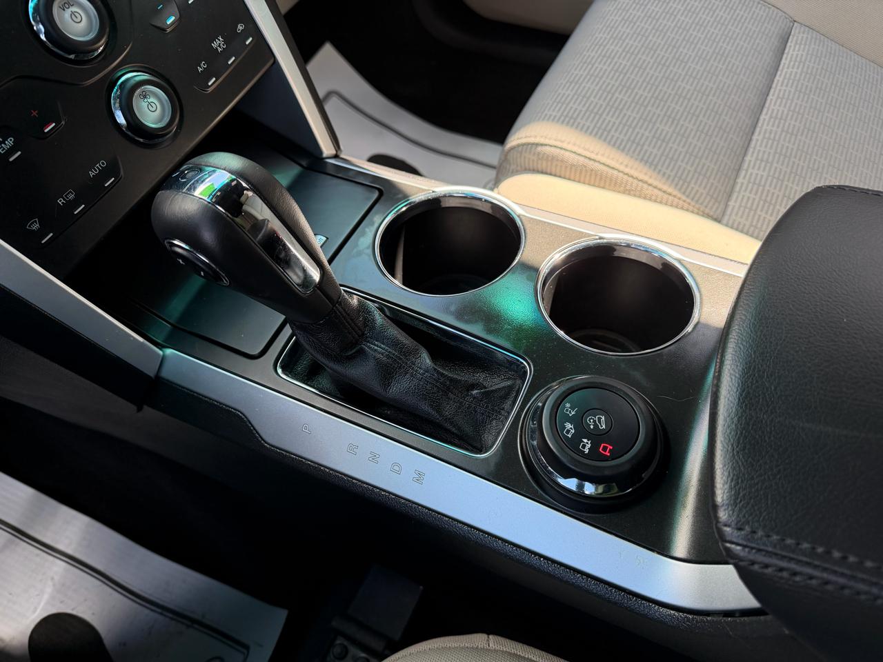 Ford Explorer XLT 4WD 2012