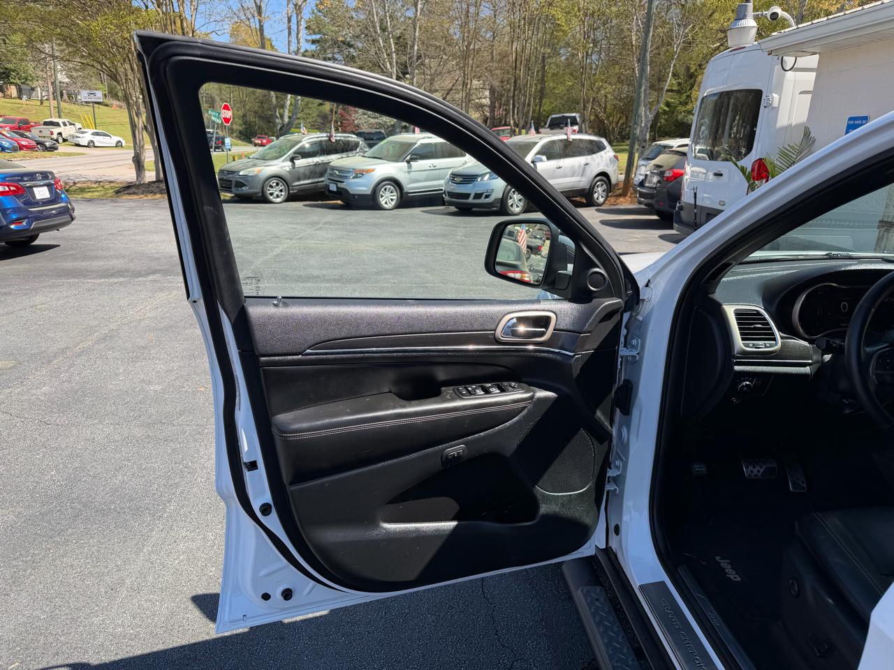 Jeep Grand Cherokee Limited 2WD 2014