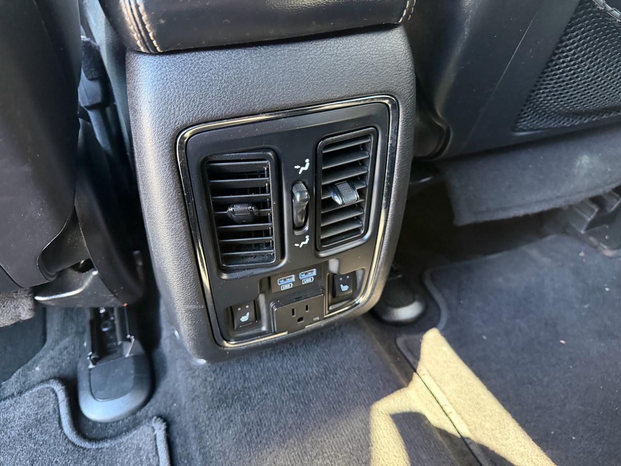 Jeep Grand Cherokee Limited 2WD 2014