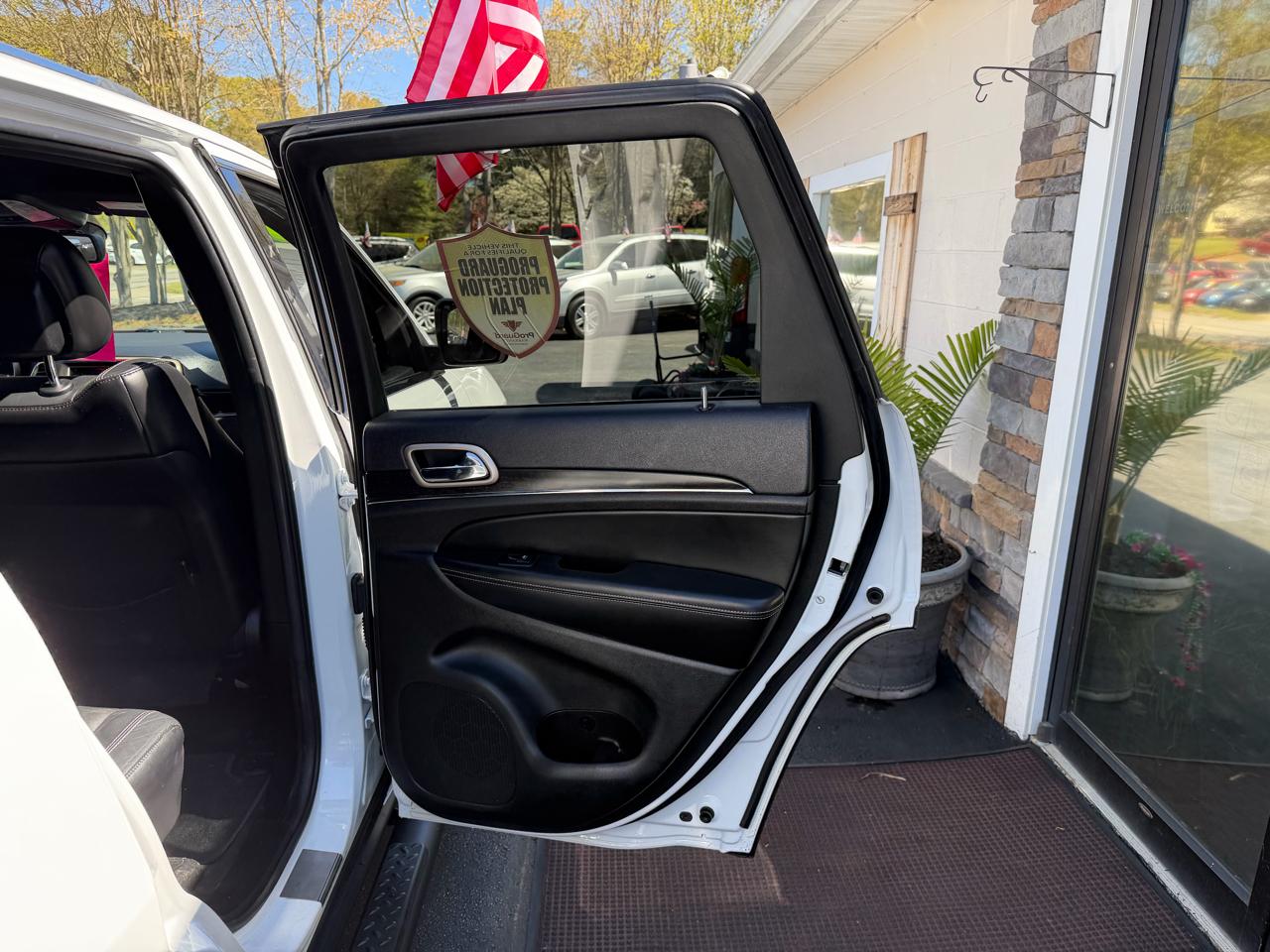 Jeep Grand Cherokee Limited 2WD 2014