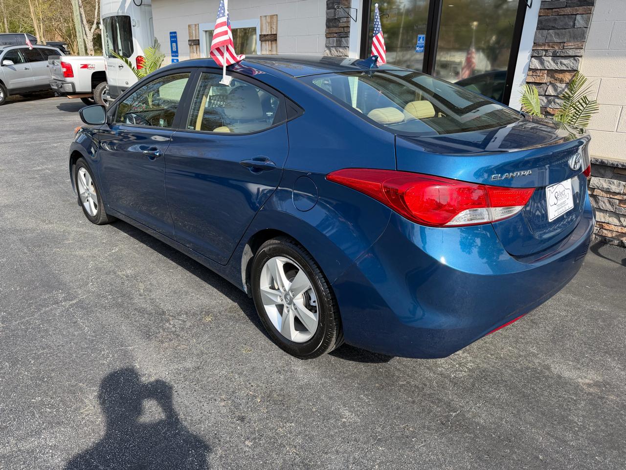 Hyundai Elantra 4dr Sdn Auto GLS 2013