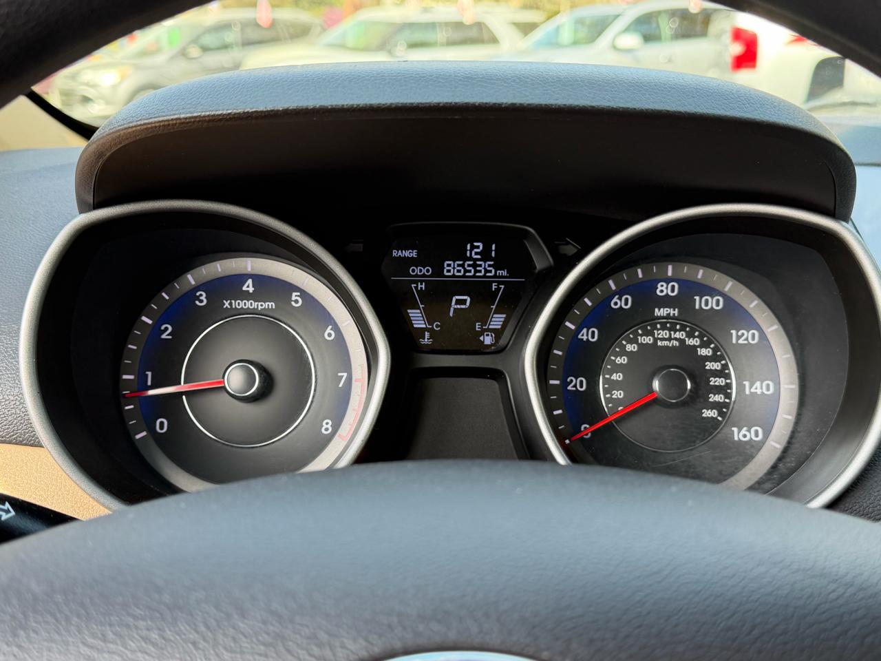 Hyundai Elantra 4dr Sdn Auto GLS 2013