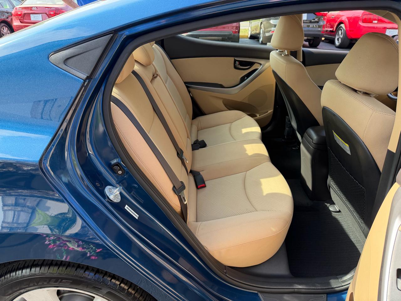 Hyundai Elantra 4dr Sdn Auto GLS 2013