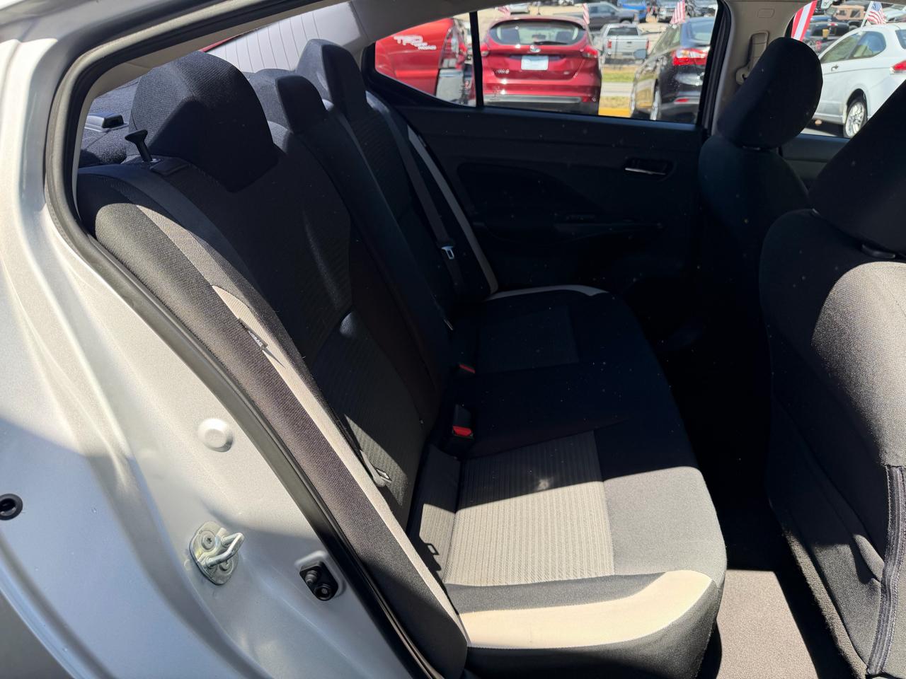 Nissan Versa SV 2021