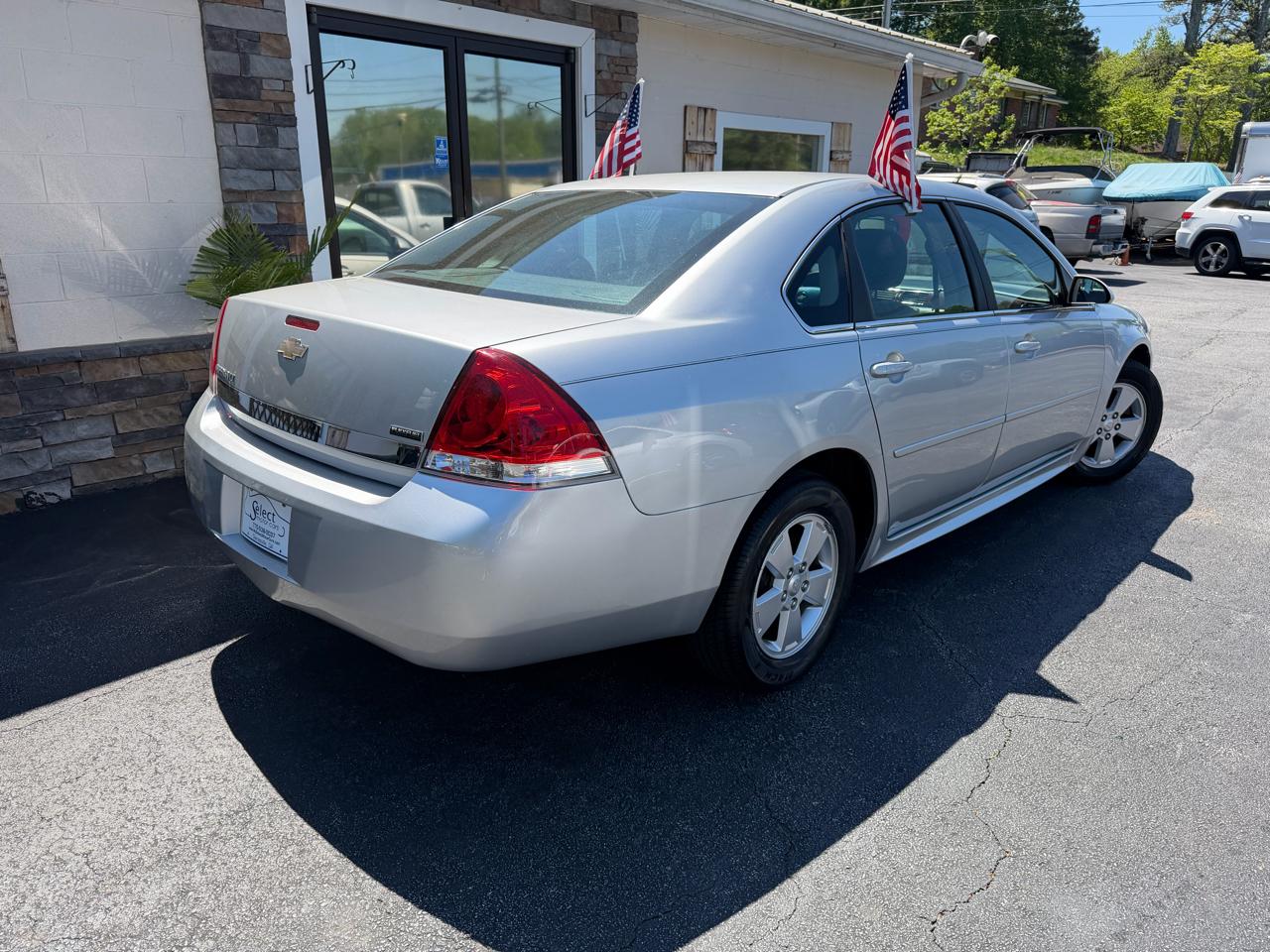 Chevrolet Impala  2010