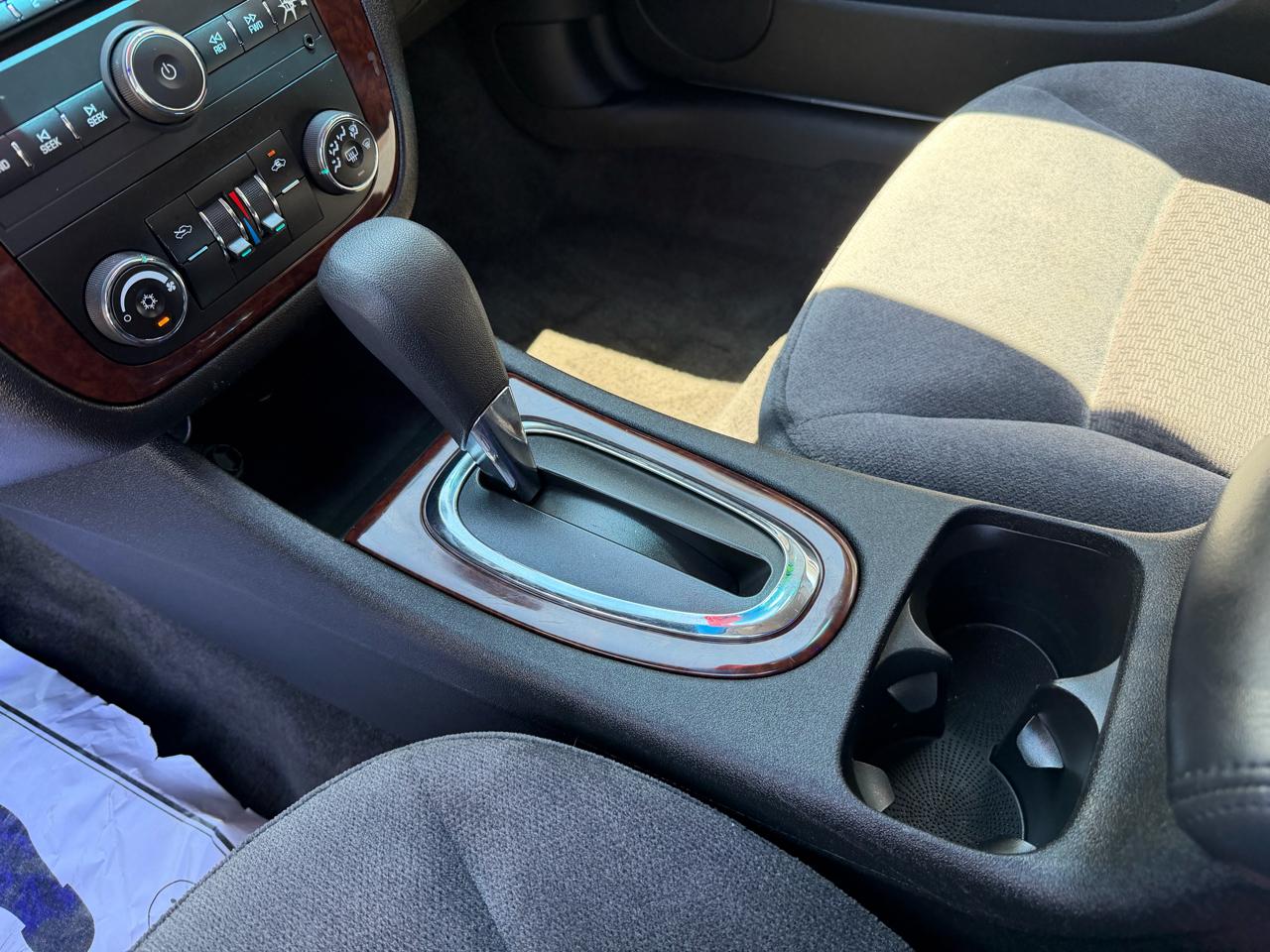 Chevrolet Impala  2010