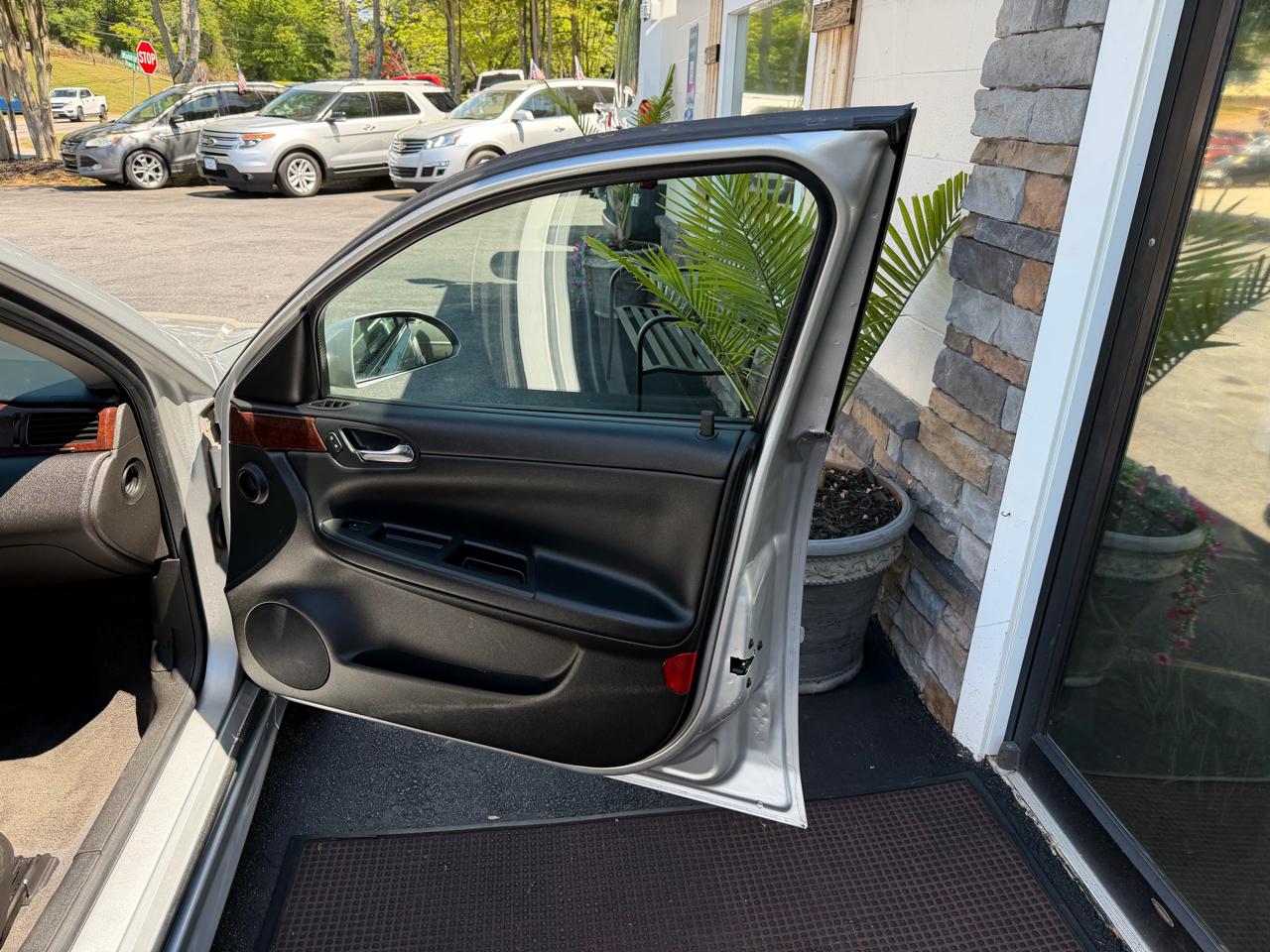 Chevrolet Impala  2010