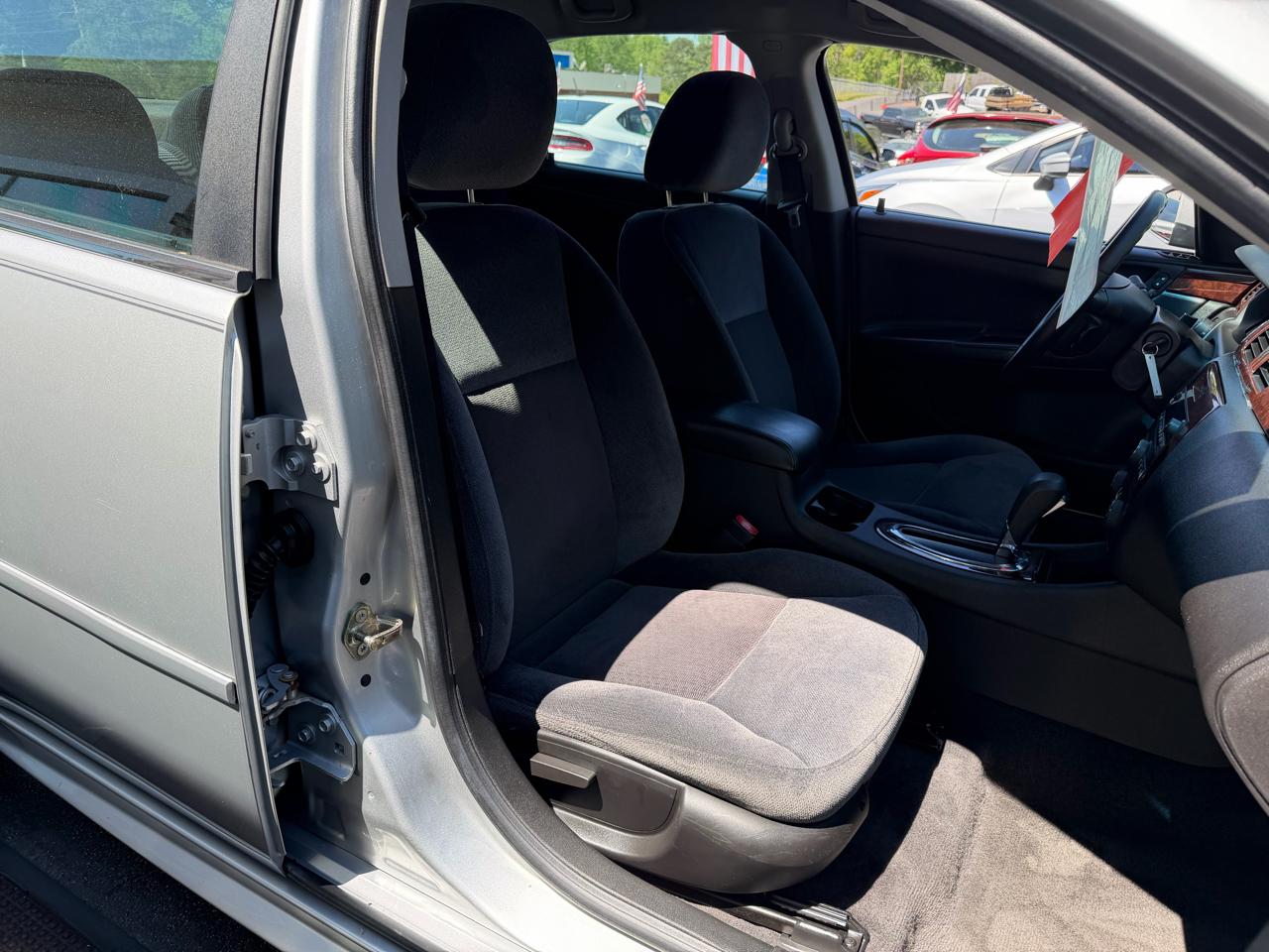 Chevrolet Impala  2010