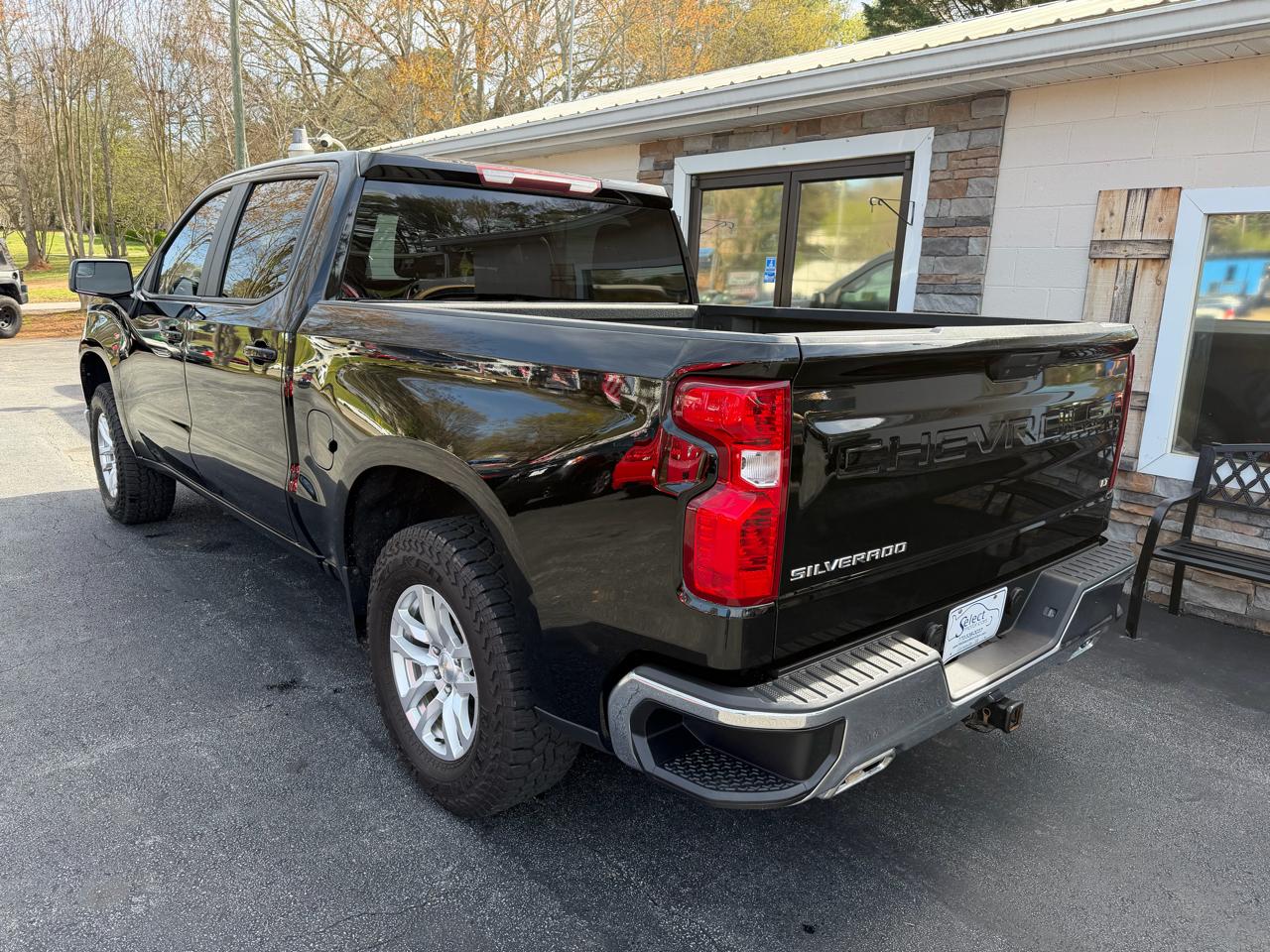 Chevrolet Silverado 1500 LT Crew Cab 4WD 2021