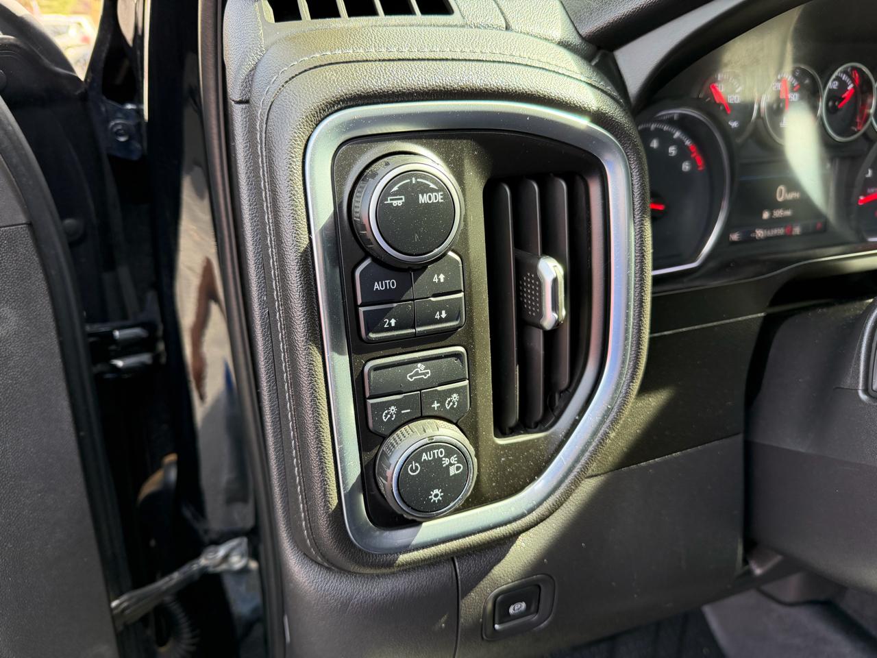 Chevrolet Silverado 1500 LT Crew Cab 4WD 2021