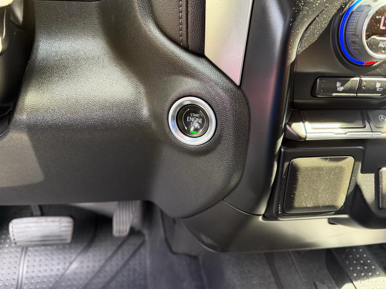 Chevrolet Silverado 1500 LT Crew Cab 4WD 2021