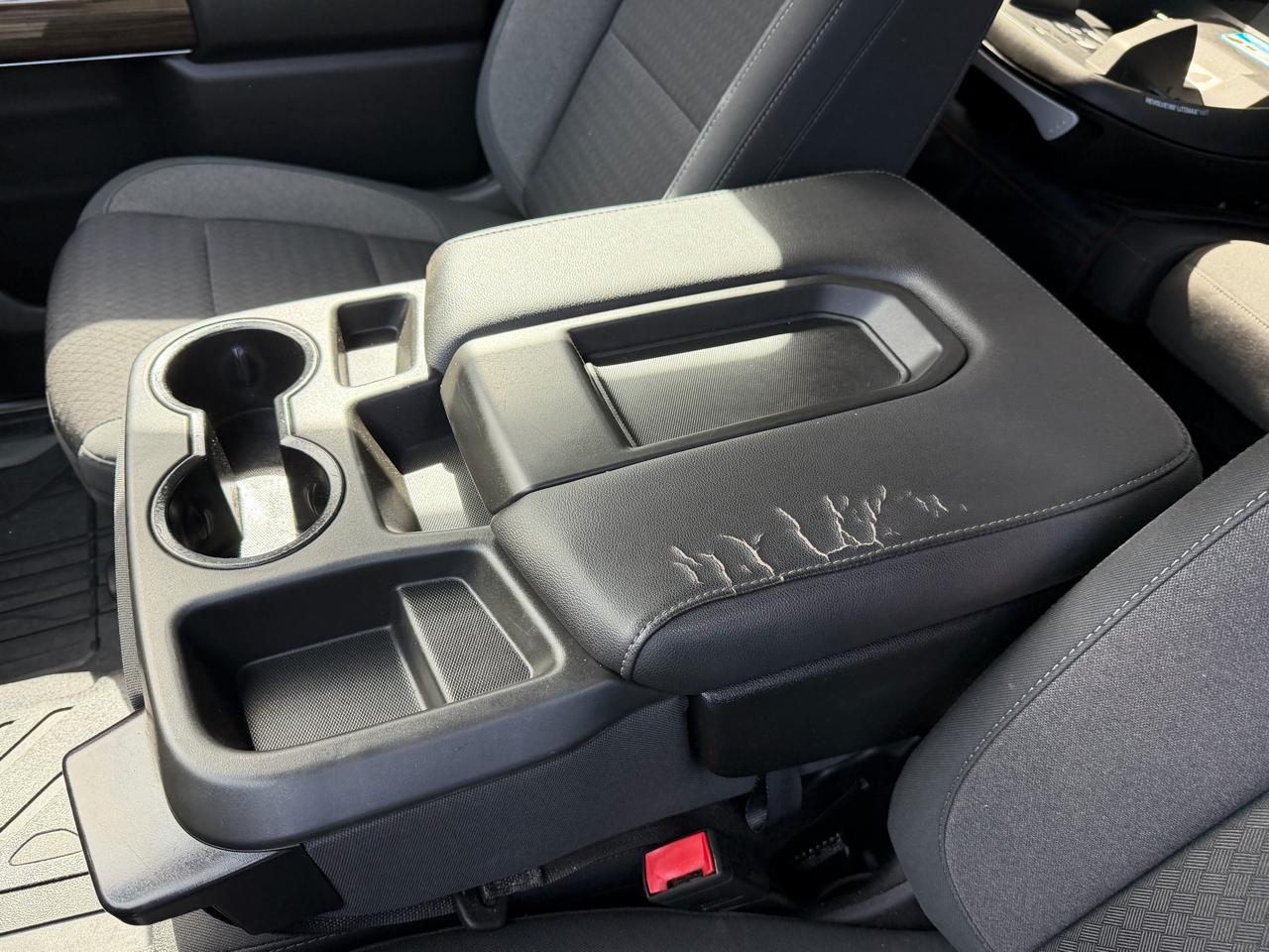 Chevrolet Silverado 1500 LT Crew Cab 4WD 2021