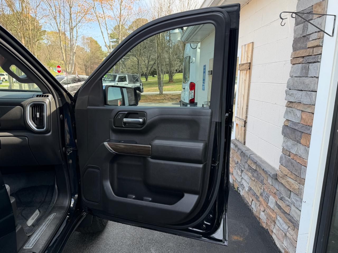 Chevrolet Silverado 1500 LT Crew Cab 4WD 2021