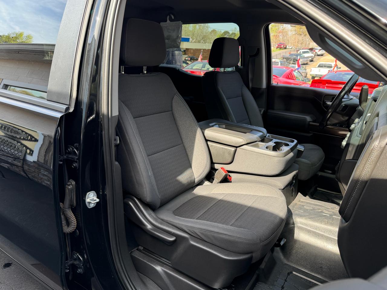 Chevrolet Silverado 1500 LT Crew Cab 4WD 2021