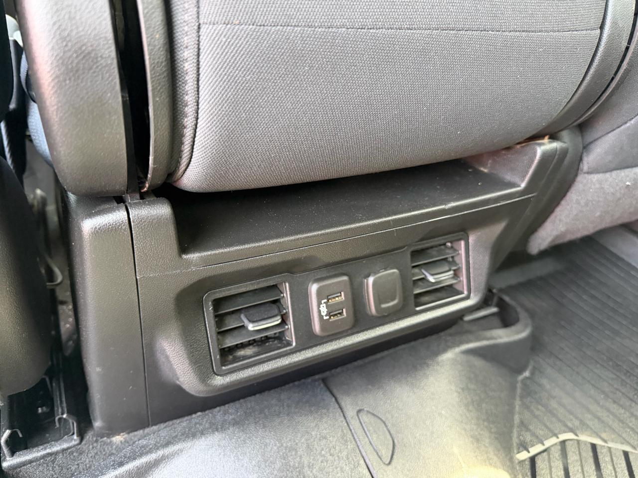 Chevrolet Silverado 1500 LT Crew Cab 4WD 2021