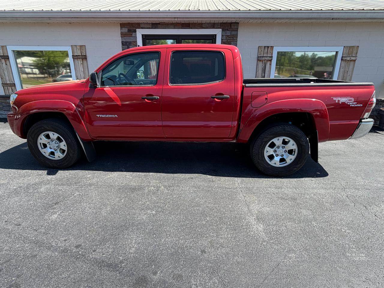 Toyota Tacoma PreRunner Double Cab V6 Auto 2WD 2011