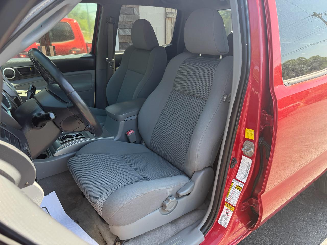 Toyota Tacoma PreRunner Double Cab V6 Auto 2WD 2011