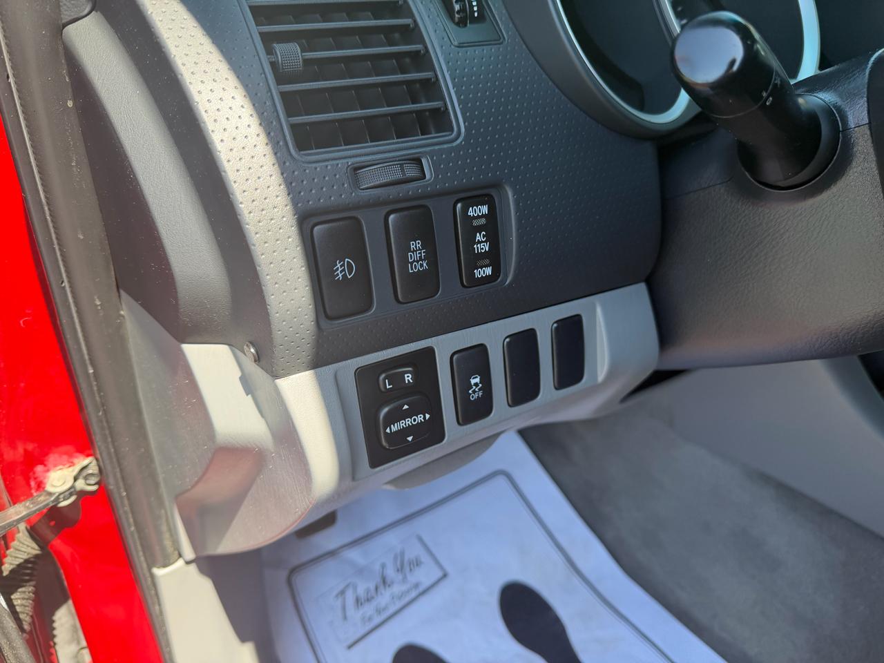 Toyota Tacoma PreRunner Double Cab V6 Auto 2WD 2011