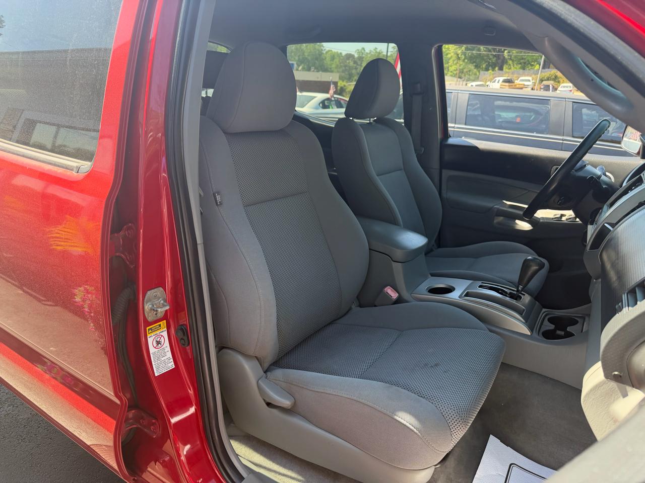 Toyota Tacoma PreRunner Double Cab V6 Auto 2WD 2011