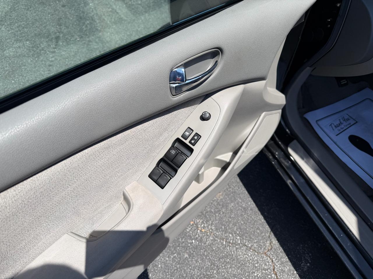 Nissan Altima 2.5 2010