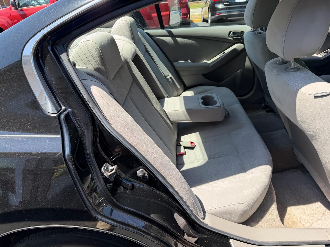 Nissan Altima 2.5 2010