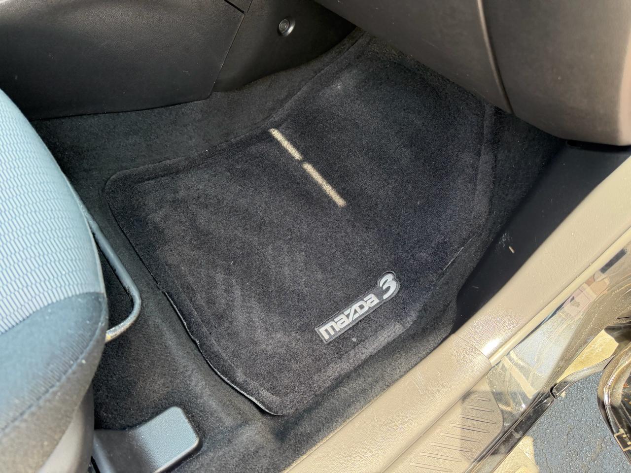 Mazda MAZDA3 i Sport 4-Door 2009