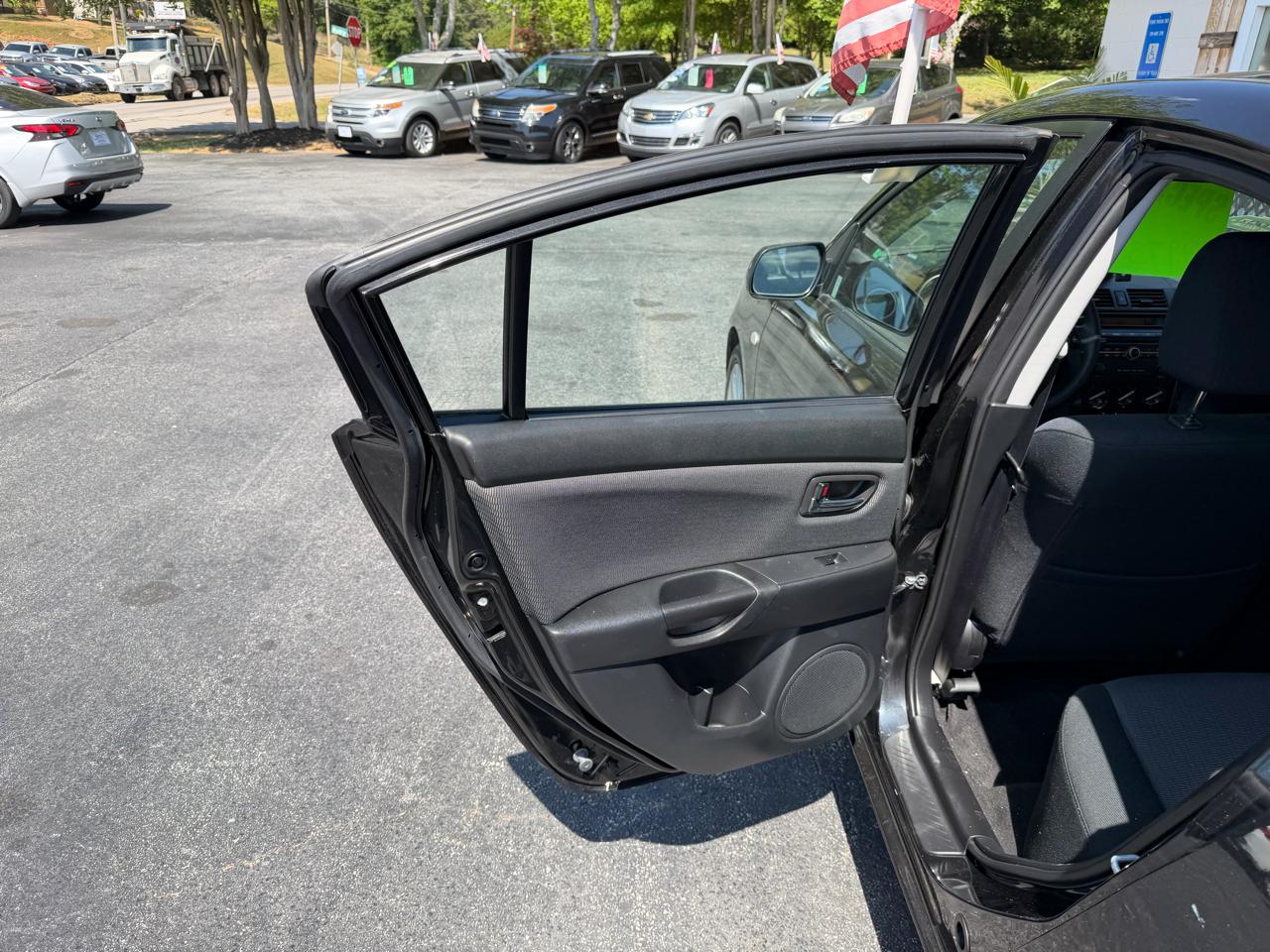 Mazda MAZDA3 i Sport 4-Door 2009