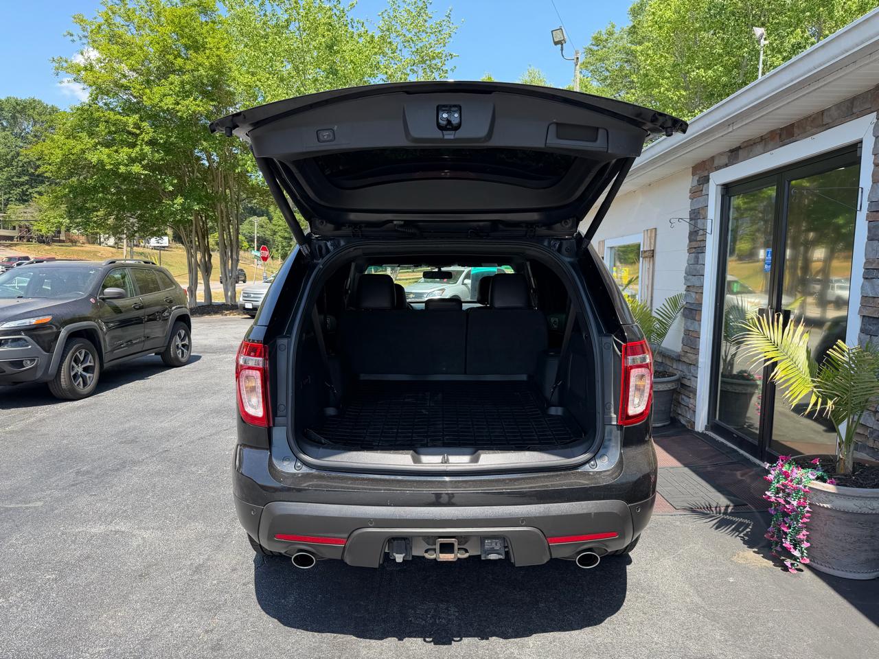 Ford Explorer Limited 4WD 2013