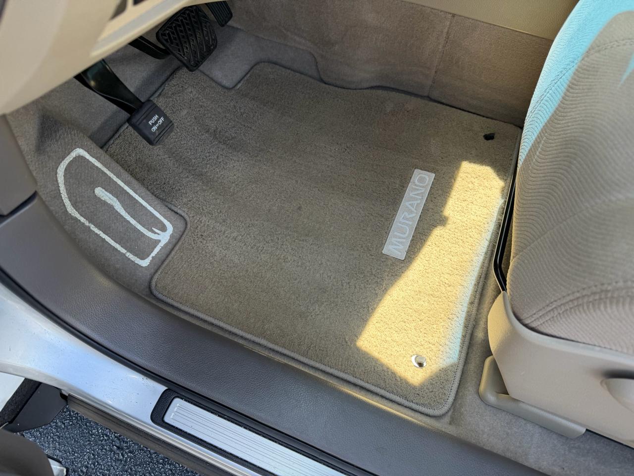 Nissan Murano S 2012