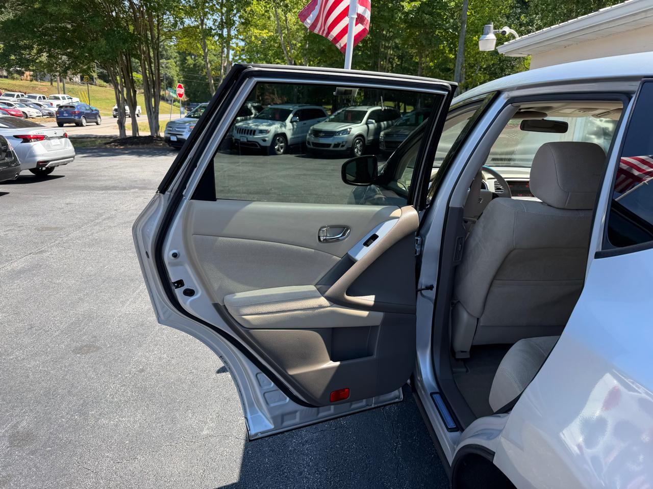Nissan Murano S 2012