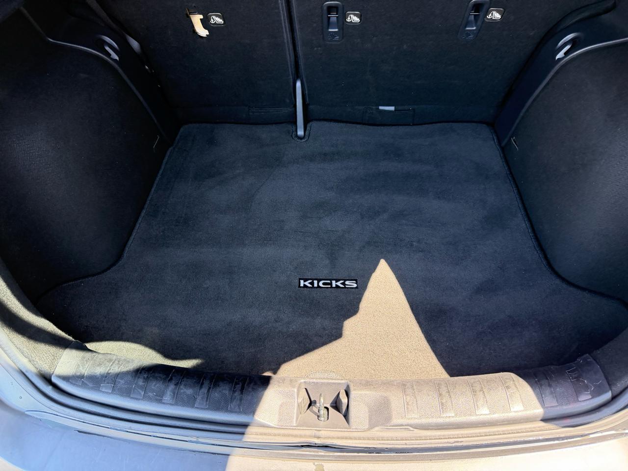 Nissan Kicks SV 2020
