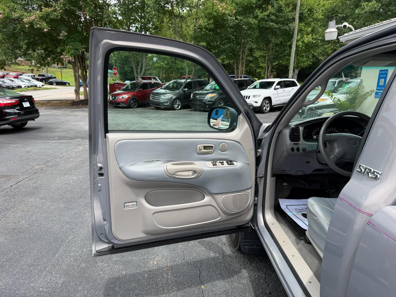 Toyota Tundra SR5 V8 4WD 2002