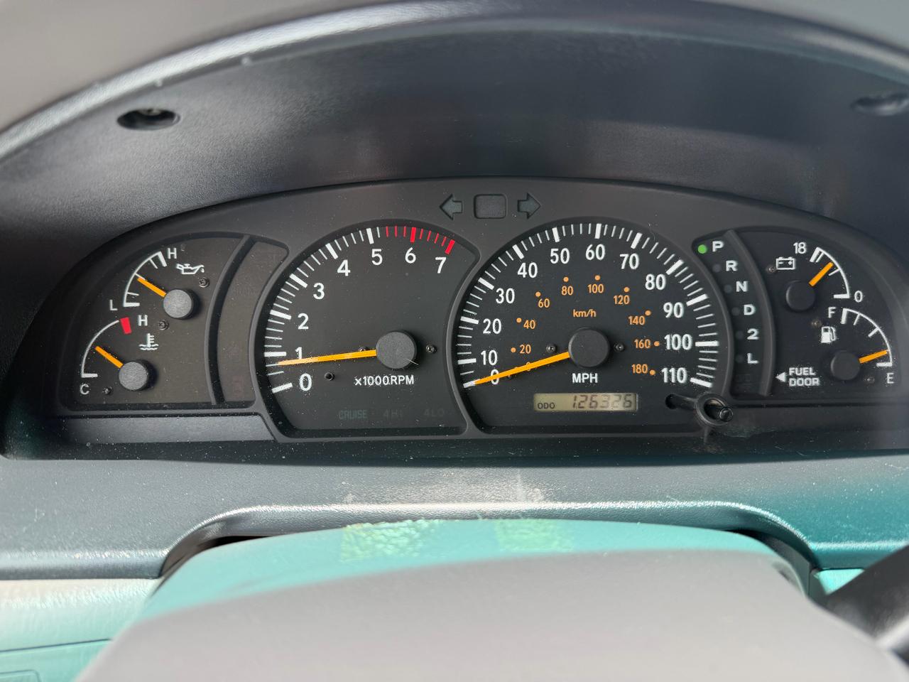 Toyota Tundra SR5 V8 4WD 2002